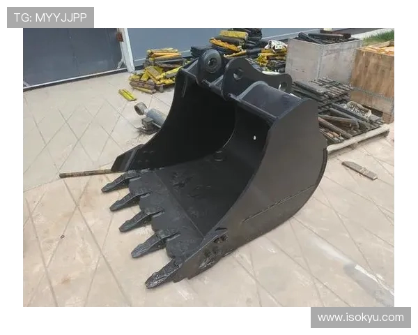 挖掘机岩石斗与土方斗区别